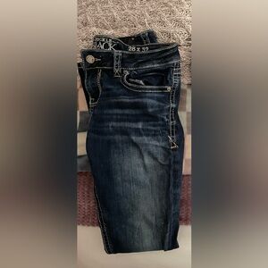 Women’s Buckle skinny jeans